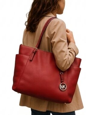 Michael Kors Bag Genuine Leather Shoulder Bag MK Charm Gold Hardware EUC